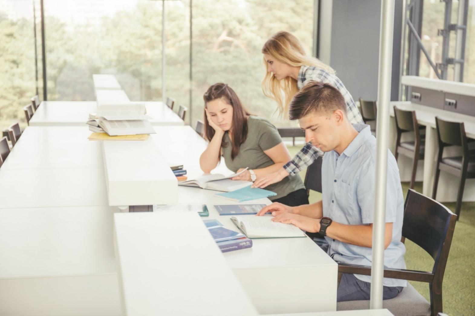 Remote financial analysis study environment